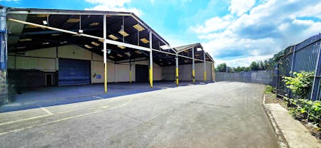 Warehouse 2B, Rippleside Commercial Estate,, Barking, Industrial / Industrial/Logistics / Warehouse To Let - 419f73871a7eac6d5b8acc371f151e5f-20250217-1713000-edited.jpg