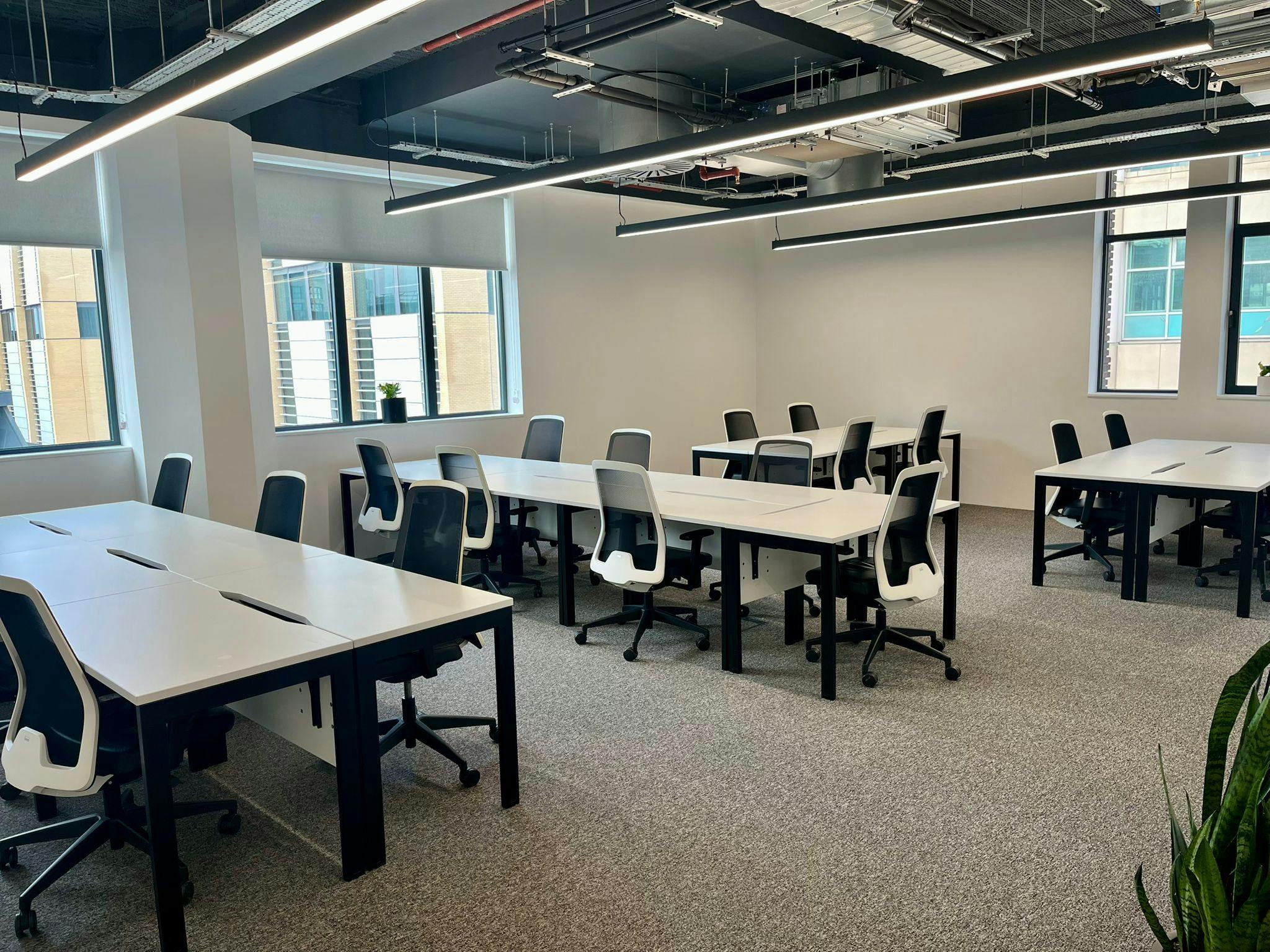 Office in London - photo 4