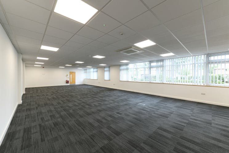 Unit C5 Octimum, Kingswey Business Park, Woking, Warehouse & Industrial To Let - Octimum_HighRes3.jpg