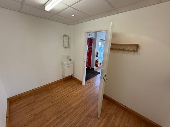 1 Anson Close, South Woodham Ferrers, Retail To Let - WhatsApp Image 2025-12-22 at 12.46.21.jpeg