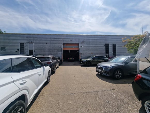 Unit 6, The Ringway Centre, Edison Road, Basingstoke, Industrial / Industrial To Let - 20250811_134450.jpg