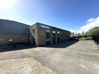 Unit 4, Sedgewick Road, Luton, Industrial To Let / For Sale - IMG_3070.JPEG