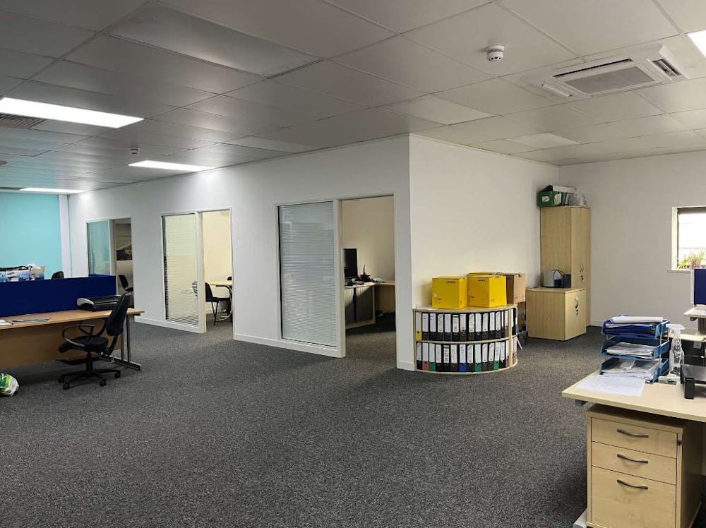 Unit 1000B, Central Park - Capture 4.JPG