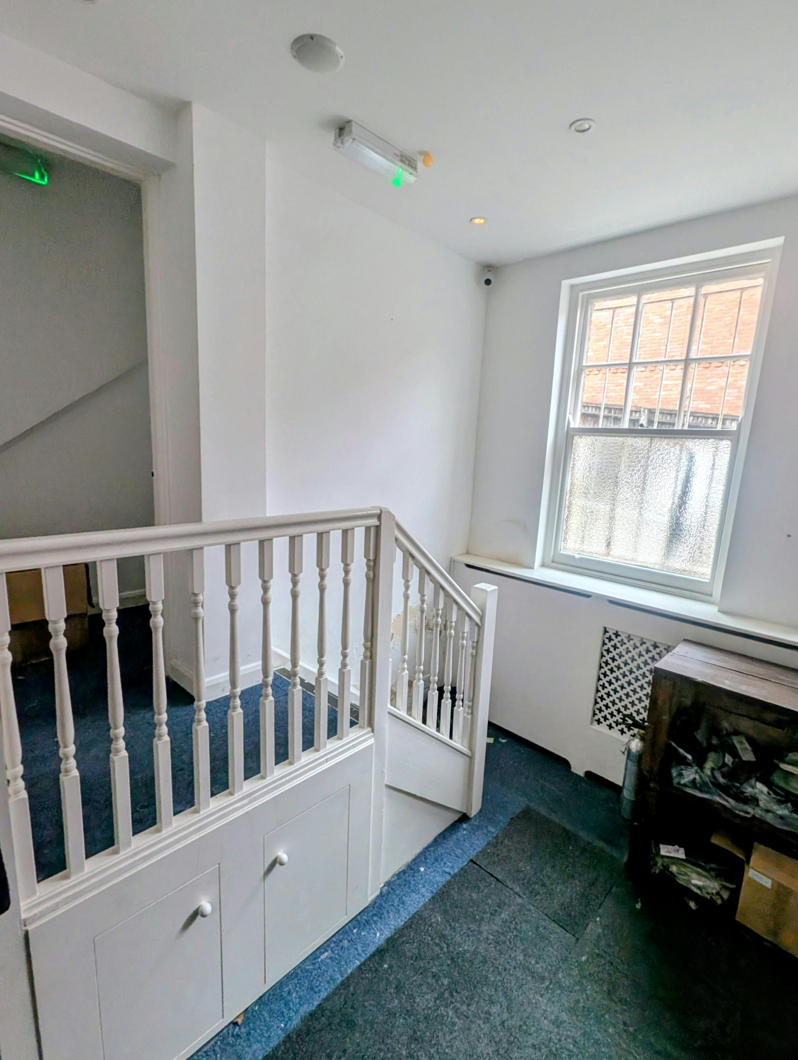 34 High Street, Great Missenden, Retail To Let - pic 3.jpg