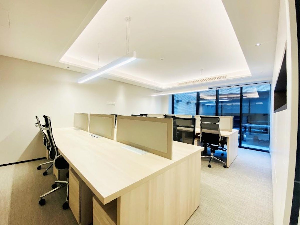 68549f3ab5366ff2ba5c56f7779c863c 5