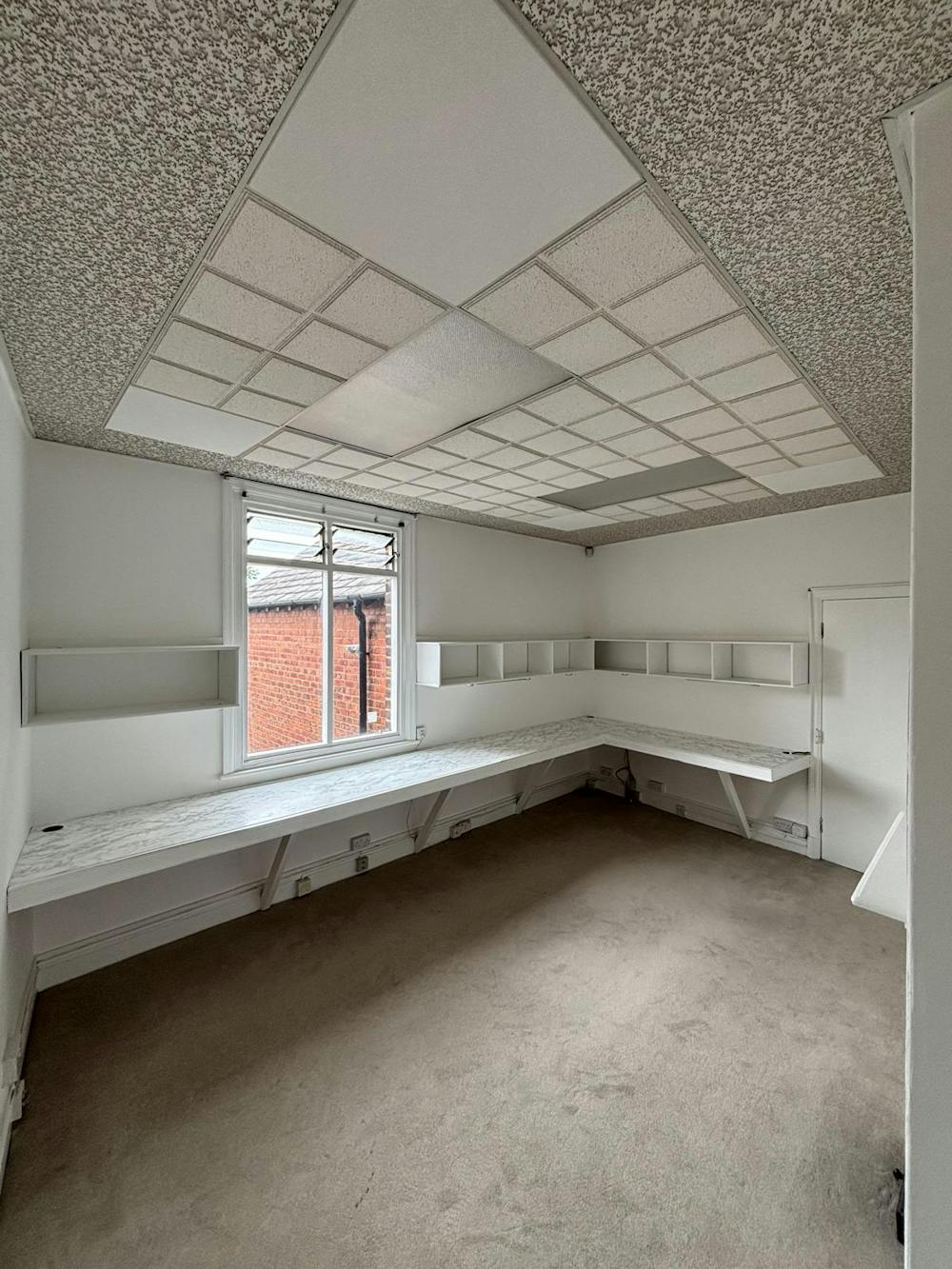 Alderley Chambers, 12 London Road - IMG20250609WA0017.jpg