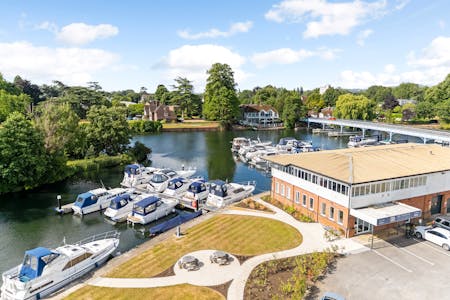 DB Marine Building, Ferry Lane, Cookham on Thames, Office To Let - 95149_D B Marine Cookham Bridge 5.jpg