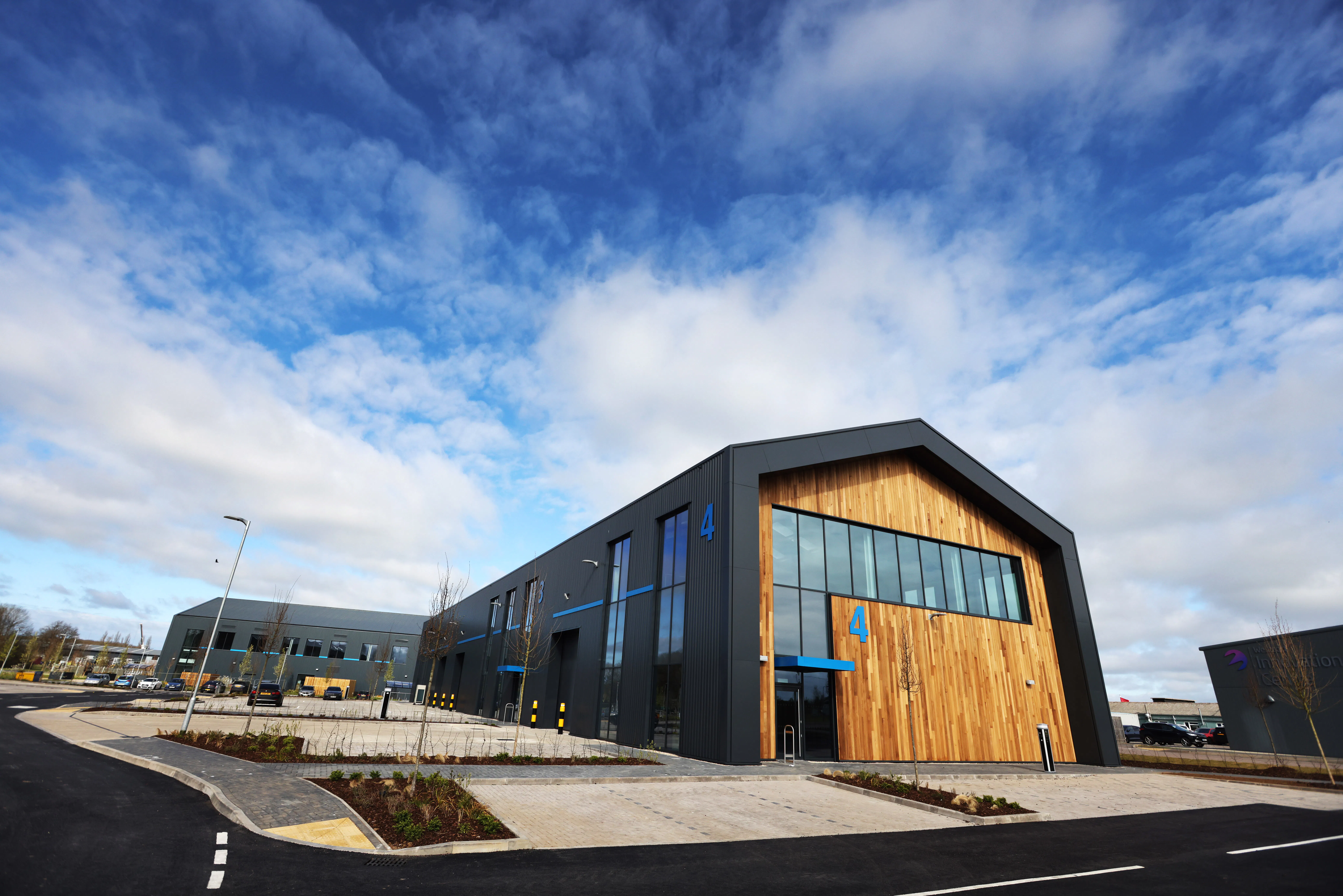 Orbis 9000, Westcott Venture Park, Aylesbury, Industrial To Let - Westcott Finished Buildings - ed nix 025.JPG