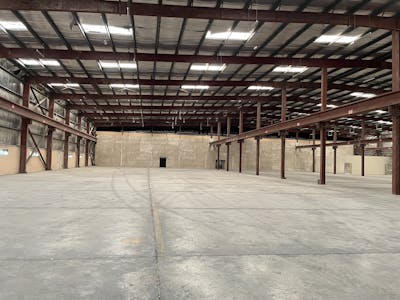 Warehouse With Office, Jebel Ali Industrial, Dubai, Warehouse To Let - IMG_1802.jpg