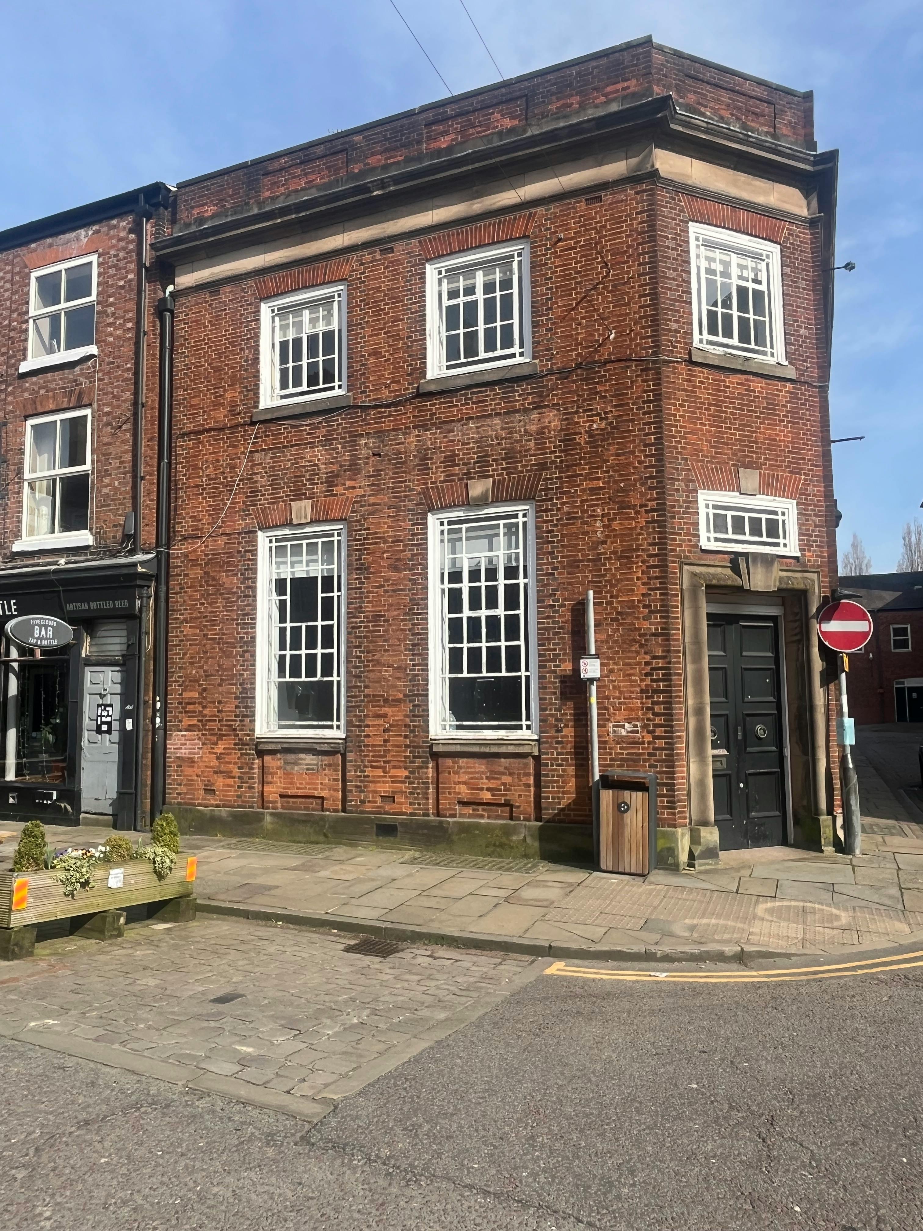 10 Market Place, Macclesfield, Leisure / Restaurant / Retail To Let - IMG_7494.jpg