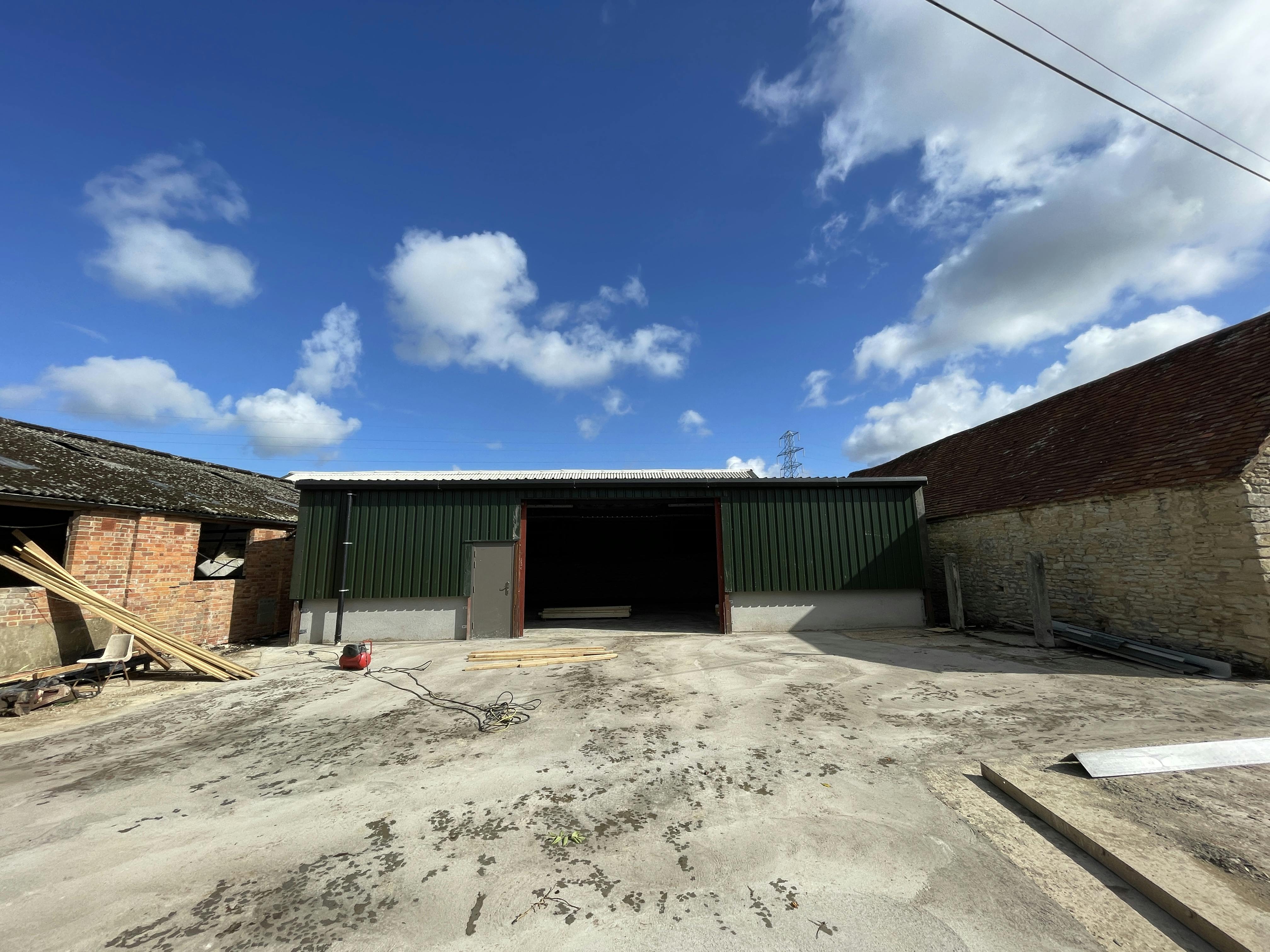 Unit 11 Harlesford Farm, Tetsworth, Industrial To Let - IMG_4781.JPG