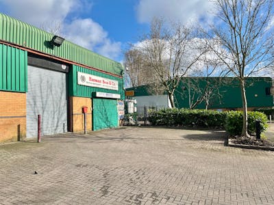 Unit 5, Southall, Warehouse To Let / For Sale - 77a97d2e-5bc1-4956-bb18-3bc74bcb4e91.JPG