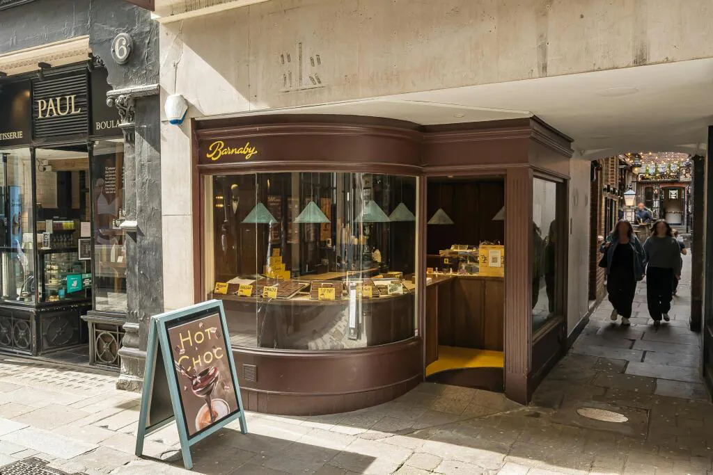 5 Bow Lane, London, Restaurant Lease Assignment - pic 1.jpeg