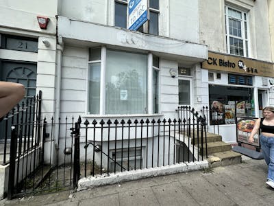 22 Queens Road, Brighton, Office / Retail To Let - IMG_4906.jpeg
