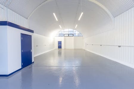 Arch 29 London Stone Industrial Estate, Battersea, Industrial / Office To Let - BAK11058_ARCH_29_LONDON_STONE_WEB 1.jpg