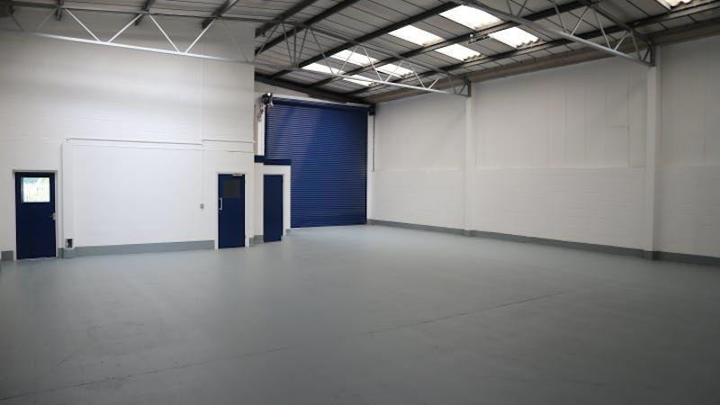 Industrial Unit in Reading - photo 3