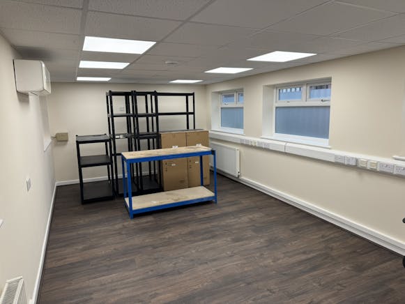 Trinity House, Egham, Offices / Industrial / Warehouse To Let - IMG_5690.JPEG