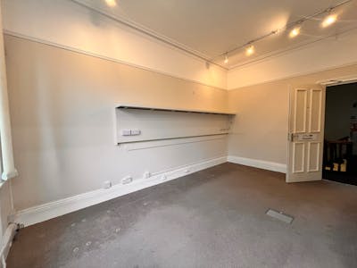 6 Victoria Avenue, Harrogate, Office To Let - image00002.jpeg