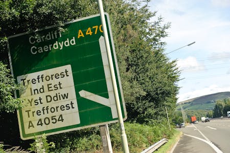 Unit TP2, Treforest Trade Park, Pontypridd, Industrial To Let - A470 sign.JPG