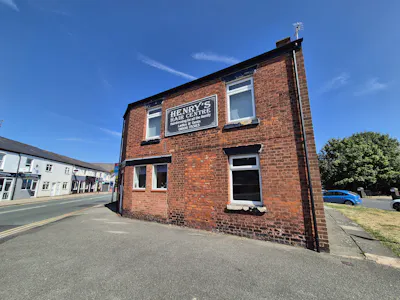 19 Chester Road, Northwich, Retail To Let - 20260812_150537.jpg