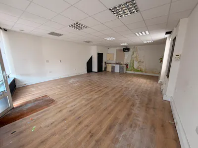 959 London Road, Leigh-on-Sea, Office To Let - WhatsApp Image 2026-07-24 at 10.05.41 (3).jpeg