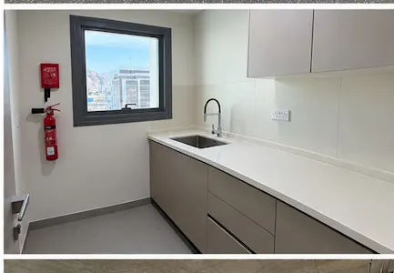 High-Quality Office Space, Madinat Qaboos, Office To Let - Office  (2) 301.jpeg