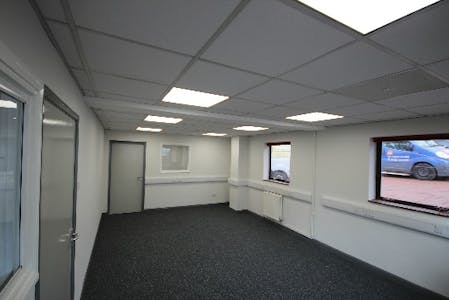 Unit 4, Silver Birches Business Park, Aston Road, Bromsgrove, Industrial / Industrial / Warehouse To Let - Internal 2.jpg