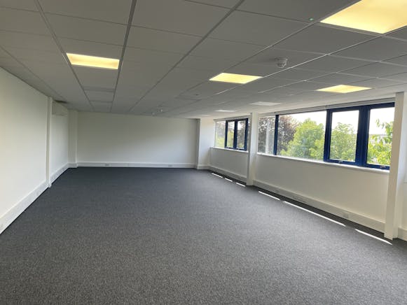 B4 Telford Road, Houndmills Industrial Estate, Basingstoke, Industrial To Let - IMG_2282.jpg