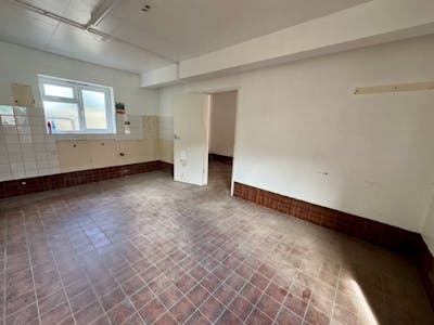 Springs Business Park, Henfield, Office To Let - Block E Internal 7.jpg