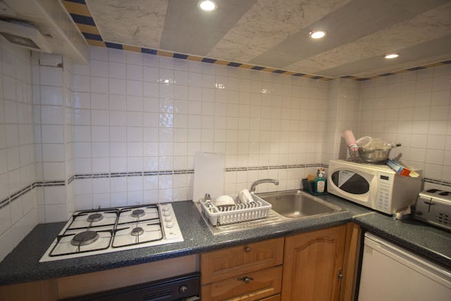 Unit 28, Cygnus Business Centre, Willesden, Industrial / Warehouse / Trade Counter / Showroom To Let - 7.jpg