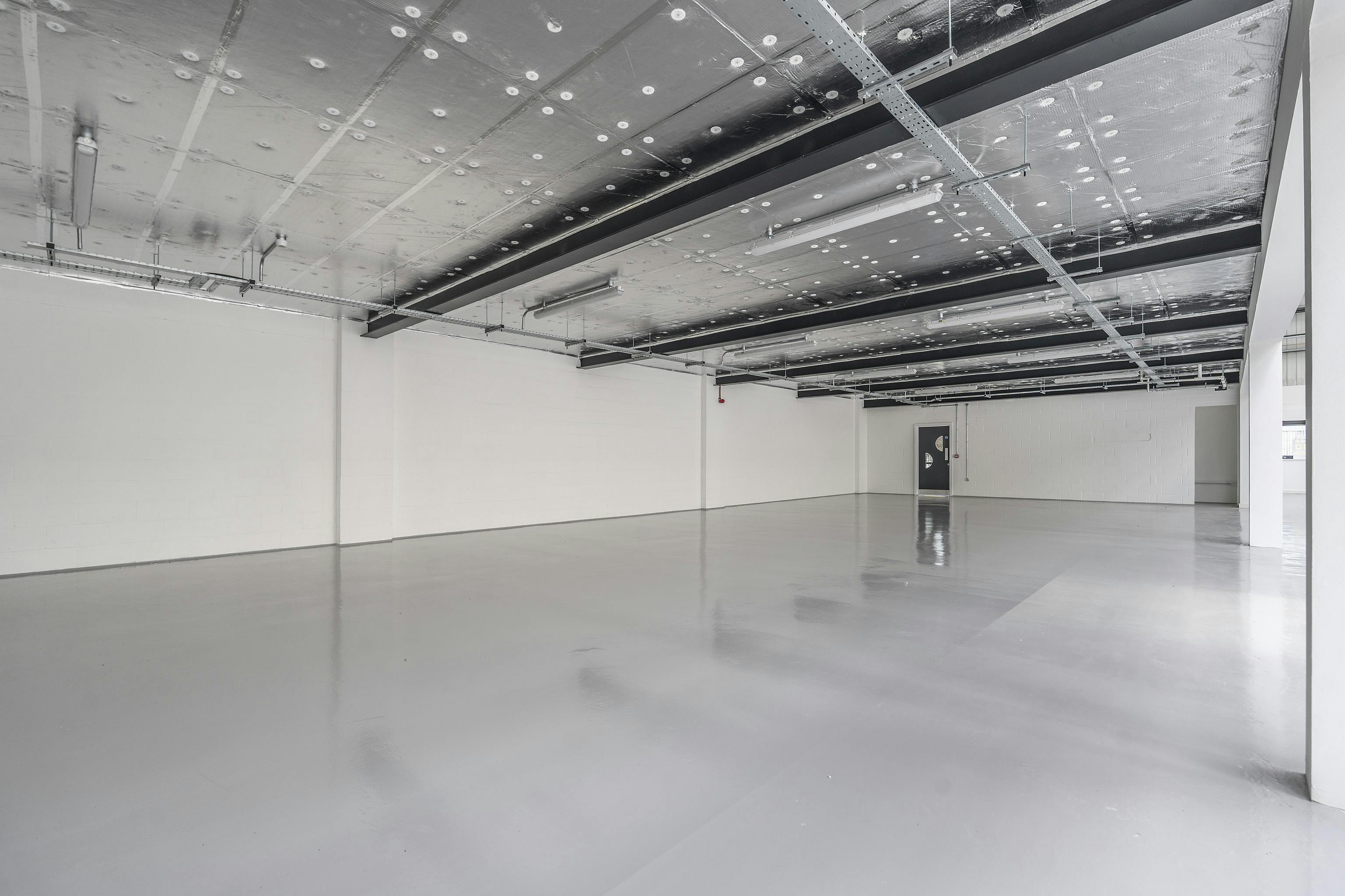 Newbury35, Bone Lane, Newbury, Warehouse & Industrial To Let - IW080425CA100.jpg