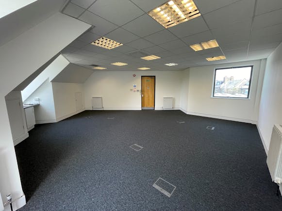 Unit 4, Heathgate Place, Hampstead, Offices To Let - A9.jpg