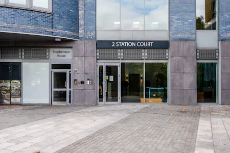 Suite 16 2 Station Court, London, Office To Let - Station Crt U16 - Low Res 9.jpg