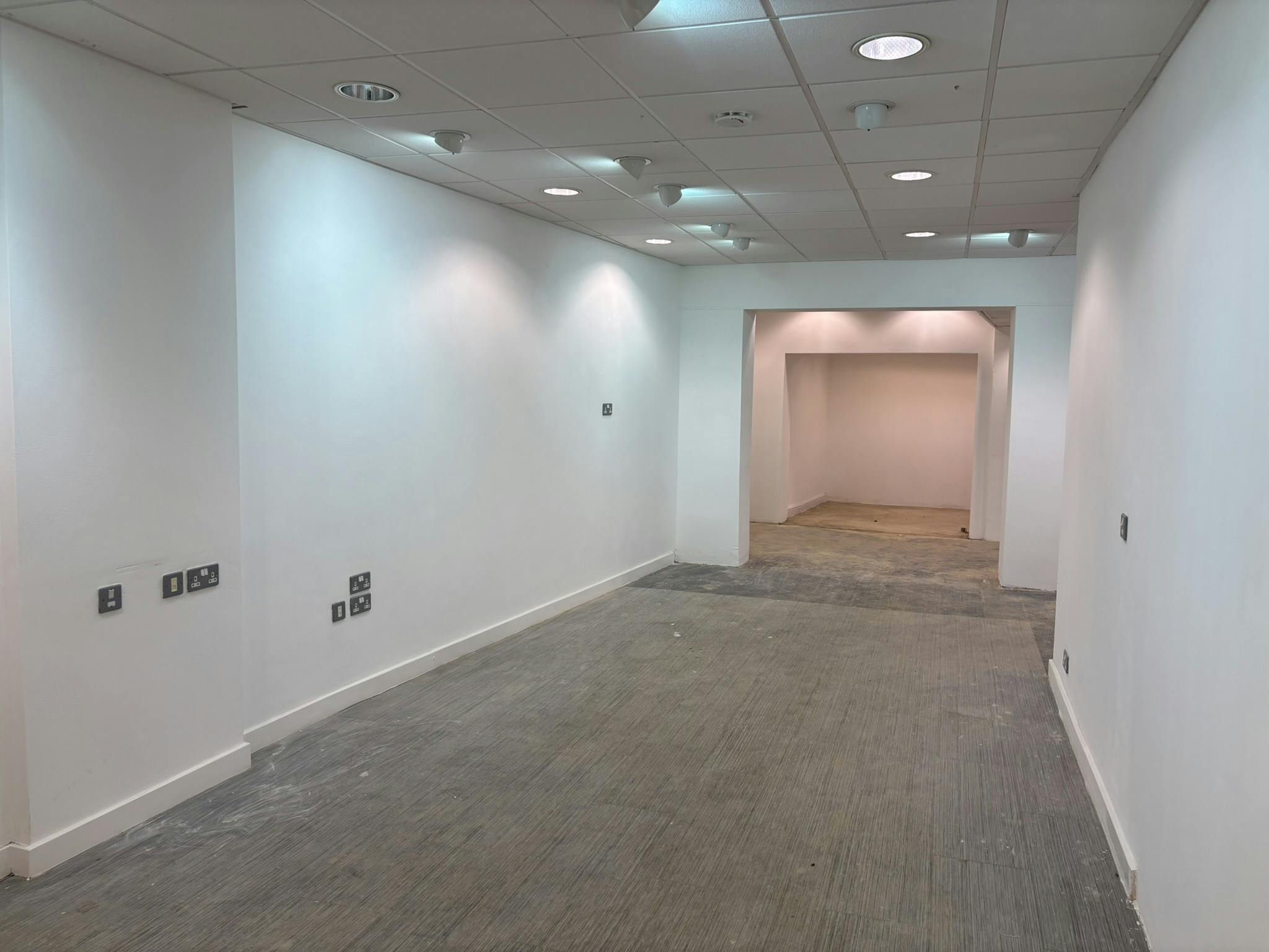 36 High Street, Maidenhead, Retail To Let - IMG_7155.JPEG