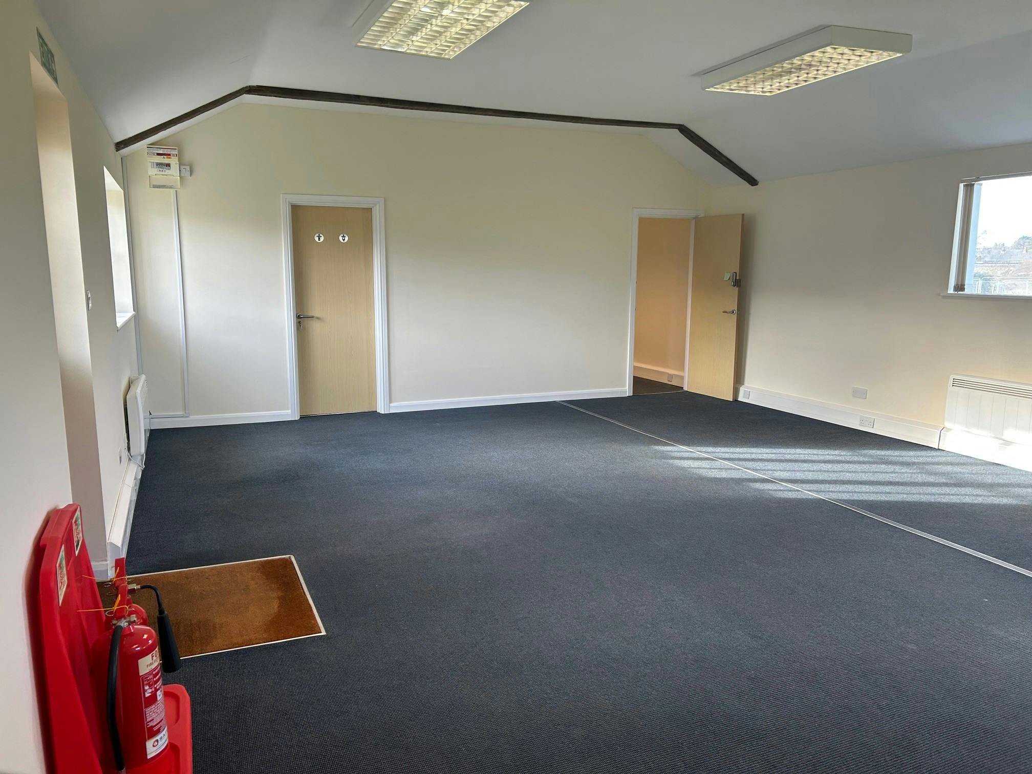 The Coach House & The Shires, Wokingham, Offices To Let - 13.jpg