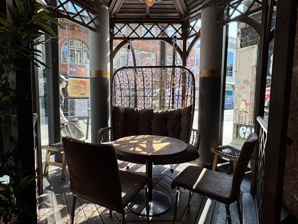 Exceptional Licensed Japanese Restaurant in Glasgow City Centre, Mikaku, 45 Queen Street, Glasgow For Sale - IMG_8085 2.jpg