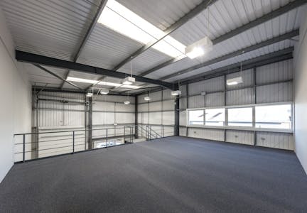 936 Yeovil Road, Slough, Industrial / Warehouse To Let - 936 Yeovil 4.jpeg
