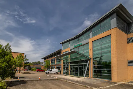 Routeco House, Davy Avenue, Milton Keynes, Office To Let - 352_12_12148217_1495925188_6.jpg