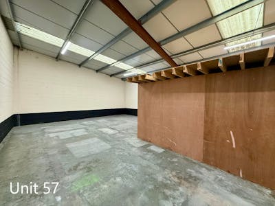 Queens Court Trading Estate, West Bromwich, Industrial / Warehouse To Let - Photo 25-02-2026, 13 13 55.jpg