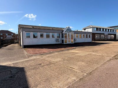 Unit 4, Watford, Industrial / Office / Warehouse To Let - front.jpeg