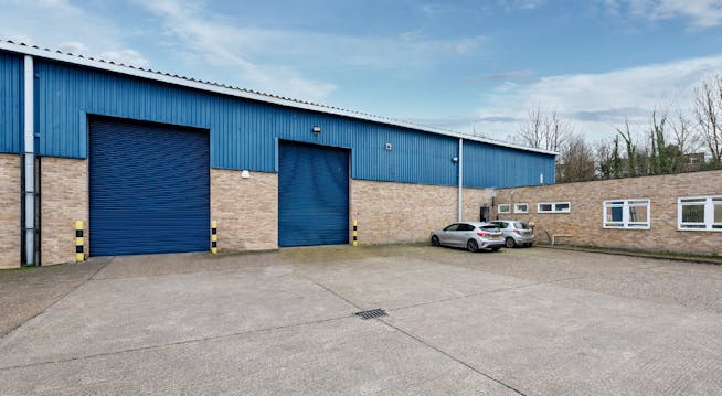 Unit B3, Redlands Industrial Estate, Coulsdon, Industrial To Let - Unit B3 2.png