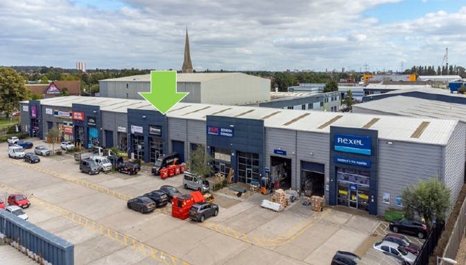 Industrial Unit in Southampton - photo 2