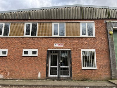 10 Park Street Industrial Estate, Aylesbury, Industrial For Sale - 20250312_164125315_iOS.jpg