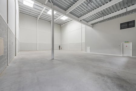 West London Business Park, Greenford, Industrial To Let - 894756 4.jpg