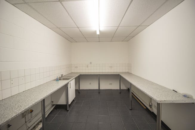 Unit 4, 58-60 Minerva Road, Park Royal, Industrial / Warehouse To Let - 7.jpg
