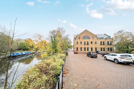 Trinity Court, Church Street, Rickmansworth, Office To Let - 1374908669048e0e189b5.jpg