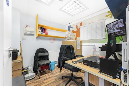 39 Lea Bridge Road, London, Office / Showroom To Let - 15_45674.JPG