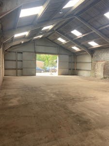 Unit 1 & 2 Redland Moorhouse, Westerham, Industrial To Let - Unit 12 Photo 5.jpg