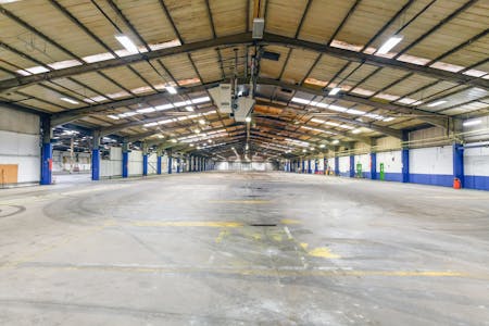 Link House, Telford, Industrial/Logistics To Let - DSC_72342 lighter.jpg