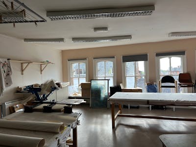 17 Cross Street, Oswestry, Office To Let - 4.jpg